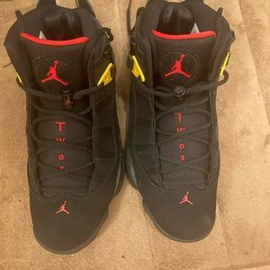 Jordan 6 Rings Black University Red Dark Sulfer